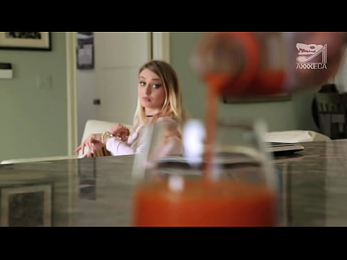 ❤️ Hot girl le big tits agus tight pussy a ' faighinn cock bho loser, ach gu math cruaidh ️  Bhidio fucking  leinn gd.fullpornercom.ru ❌️