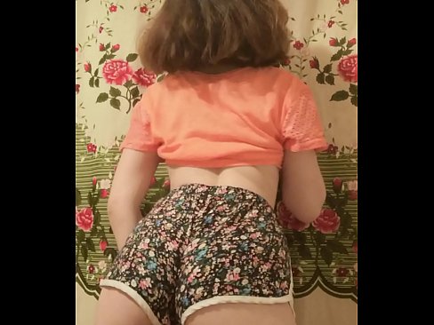 ❤️ Leanabh òg sexy a ’toirt dheth na shorts aice air a’ chamara ️  Bhidio fucking  leinn gd.fullpornercom.ru ❌️